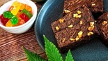 操小嫩B电影手机免费在线播放大麻披上糖果外衣！美国儿童和青少年成了受害者